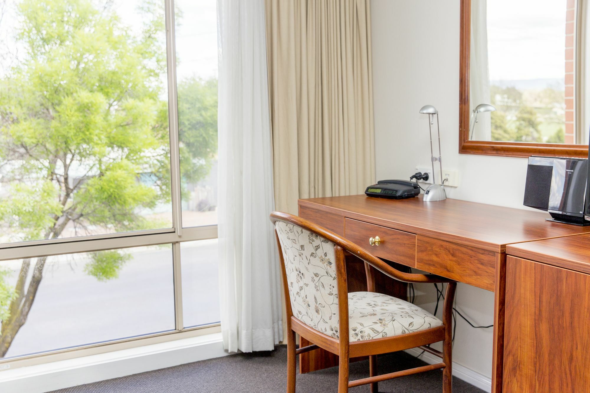Charlotte Apartments バサースト エクステリア 写真
